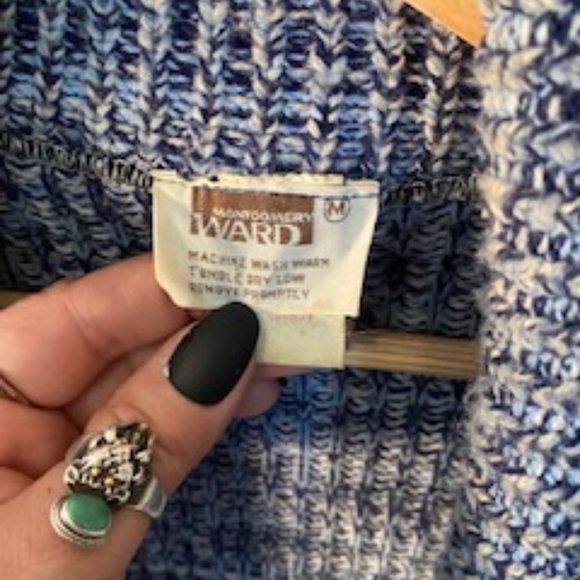 1970's blue cardigan sweater - Picture 4 of 6